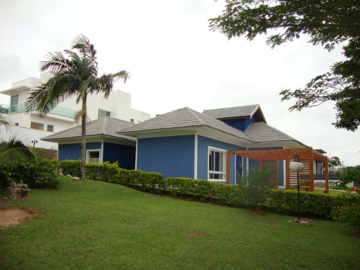 Linda Casa Térrea Em Riviera De Santa Cristina XIII Paranapanema Exterior foto