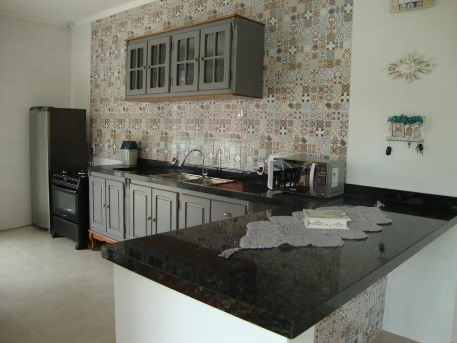 Linda Casa Térrea Em Riviera De Santa Cristina XIII Paranapanema Exterior foto