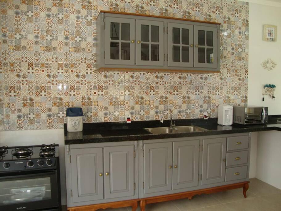 Linda Casa Térrea Em Riviera De Santa Cristina XIII Paranapanema Exterior foto